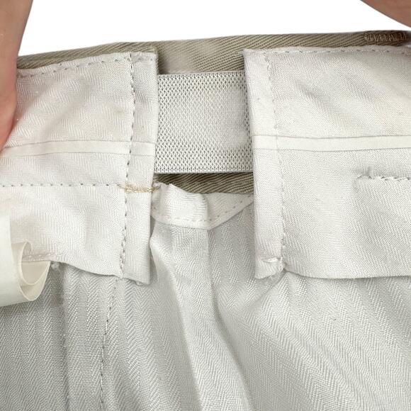 Haggar H26 Beige Belt Loops Button Slash Pockets Chinos Pants Size 34 x 32‎ - Picture 3 of 9